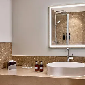 Four Points By Sheraton Hotel
